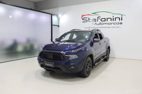 FIAT TORO 2.0 16V TURBO DIESEL ULTRA 4WD AT9 FIAT TORO 2.0 16V TURBO DIESEL ULTRA 4WD AT9